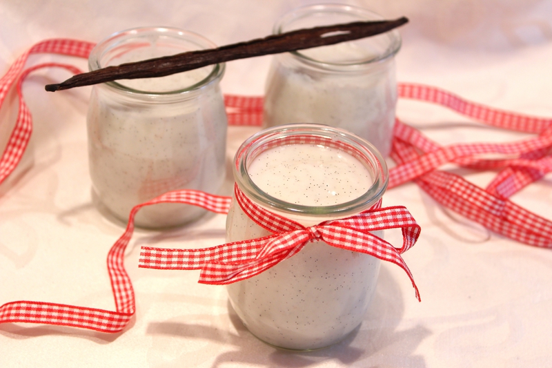 Petits pots de crème au lait d'amande et à la vanille – Une