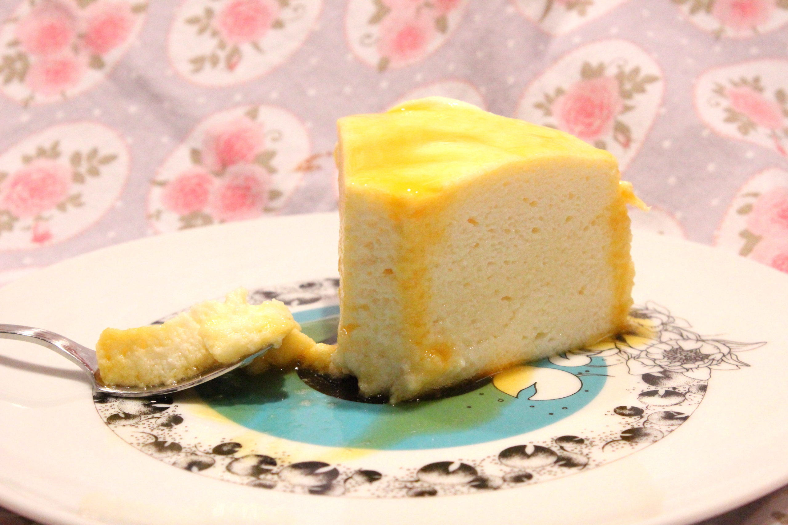 Gâteau mousseux au fromage blanc à la vapeur – Eva Cuisine