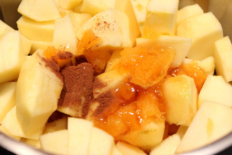 Compote de Noël (pomme, clémentine, miel et cannelle) Eva Cuisine