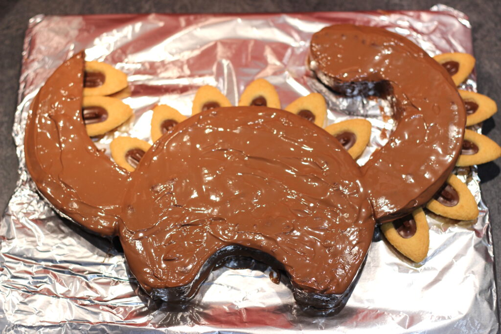 Gâteau dinosaure au chocolat – Eva Cuisine
